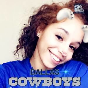 Meet your Posher, Janisha